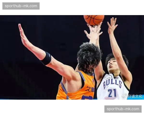 上海久事内线为王场均篮板44.1个 成联盟钢铁之盾