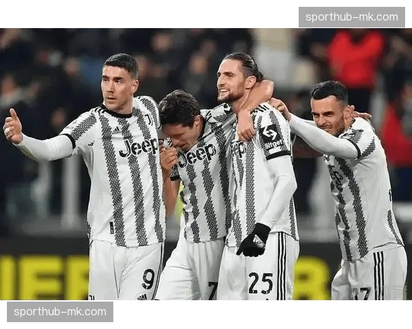 赛季末段心理博弈，年轻枪手能否顶住卫冕冠军反扑压力